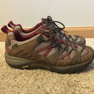 Hiking shoes